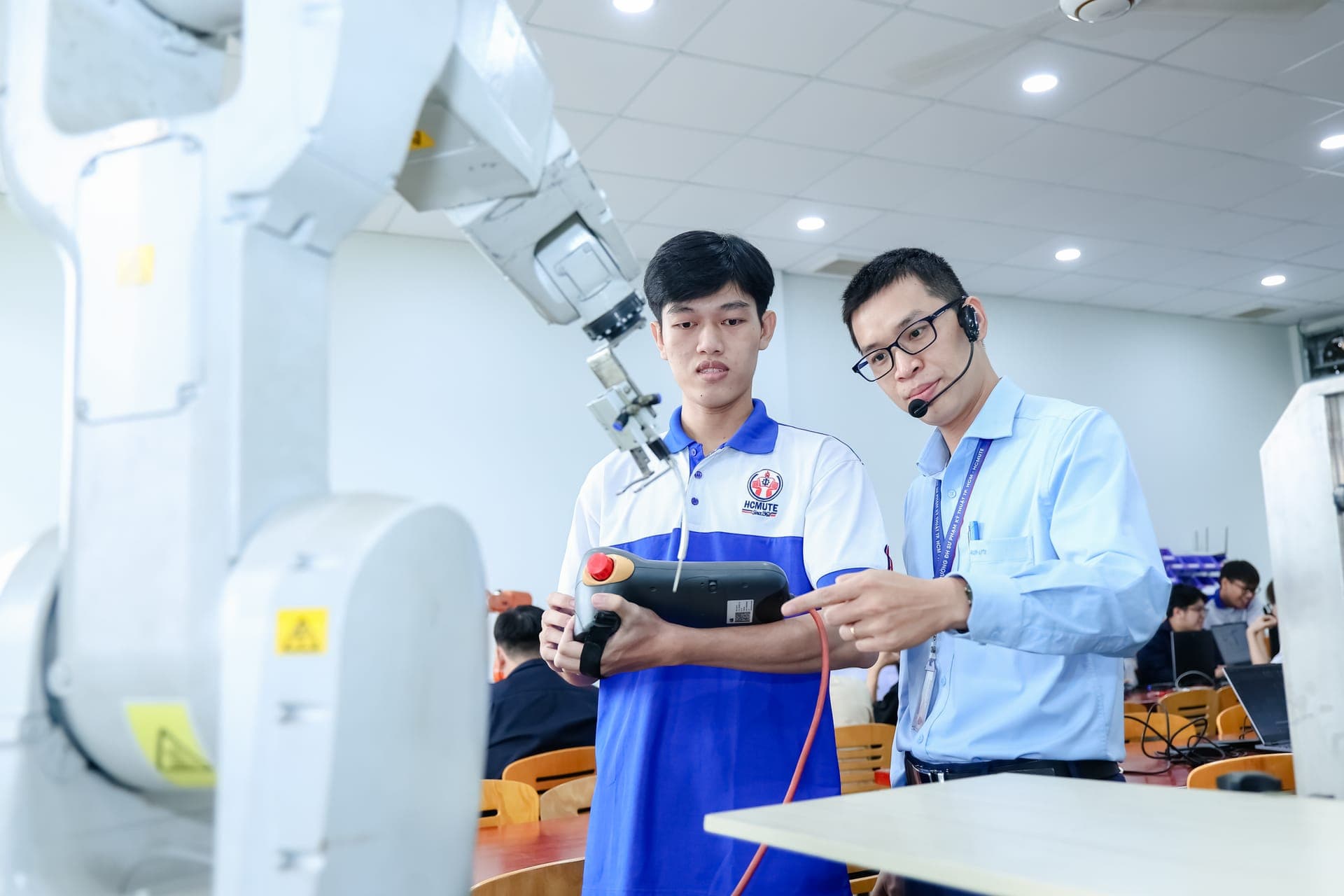 Cam kết với Người học